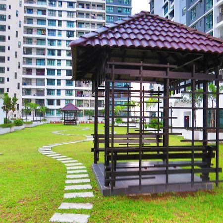 The Garden By J&G Vacation Homes Skudai Kültér fotó
